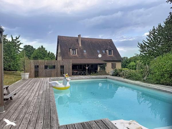 Maison 322 000 € Eyliac 7 p 197 m² DPE C