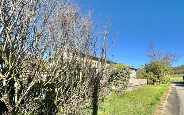 Immeuble à vendre    8 pièces •  Claveyson