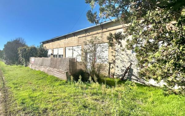 Immeuble à vendre    8 pièces •  Claveyson