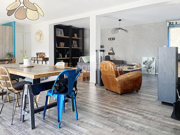 Vente Maison165 m² - 6 Pièces - CORQUILLEROY (45120)