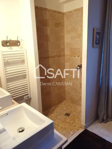 Maison 5 pièces+ 2 gîtes + piscine et garage