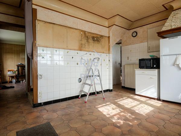 86540 THURE Maison Thure 7 pièce(s) 140 m²