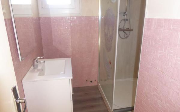 Appartement à vendre    2 pièces • 55 m2 Sisteron