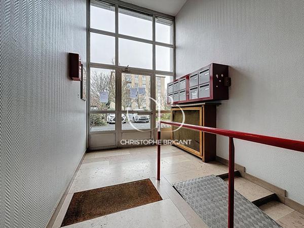 Appartement Villejuif 3 pièce(s) 49.36 m2