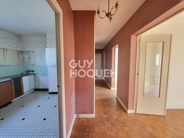 5 pièces - 3 chambres - balcon - cave - parking privatif