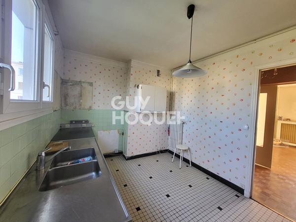 5 pièces - 3 chambres - balcon - cave - parking privatif