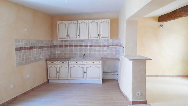 Apt (84400) MAISON