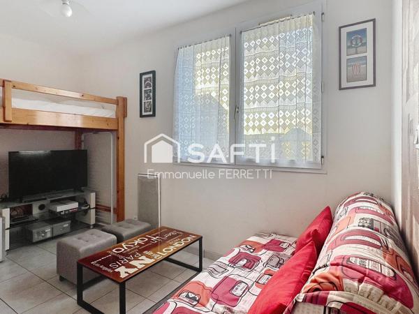 CELEBRE STATION BALNEAIRE DE LONGEVILLE, APPARTEMENT A 50 DES PLAGES AVEC PARKING