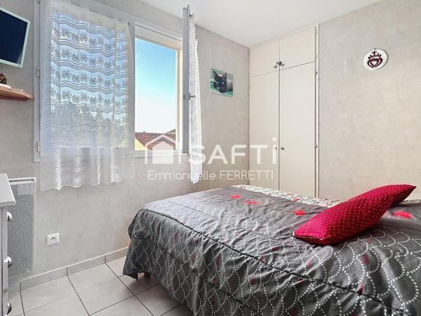 CELEBRE STATION BALNEAIRE DE LONGEVILLE, APPARTEMENT A 50 DES PLAGES AVEC PARKING