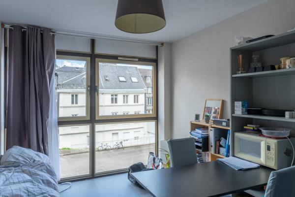 Appartement + annexe + parking
