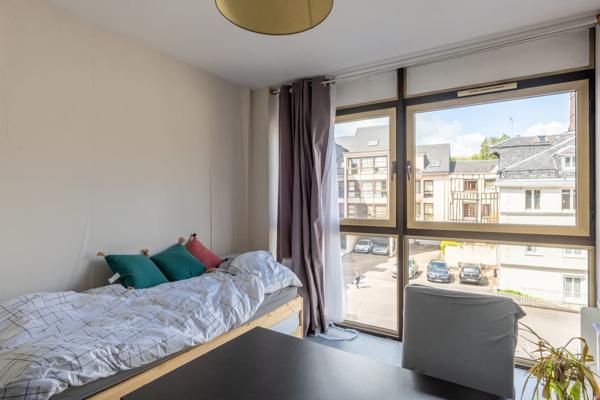 Appartement + annexe + parking