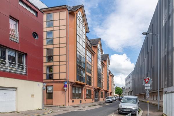 Appartement + annexe + parking