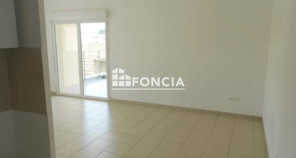 Location Studio 29.65 m² - Le Mans 72000