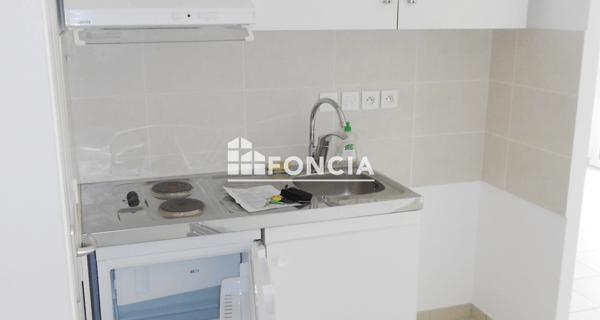 Location Studio 29.65 m² - Le Mans 72000