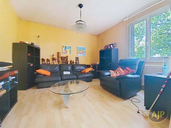 Appartement à vendre Bordeaux - 4 pièces, 94m² avec 2 chambre(s) à 233 000€ - AJP Immobilier Bordeaux Saint-Augustin