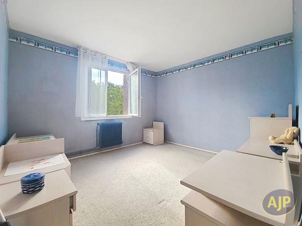 Appartement à vendre Bordeaux - 4 pièces, 94m² avec 2 chambre(s) à 233 000€ - AJP Immobilier Bordeaux Saint-Augustin