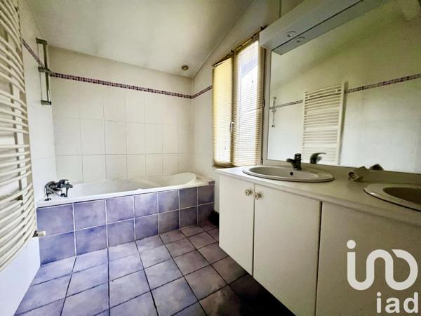 House for sale 4 rooms 87 m² Vizille