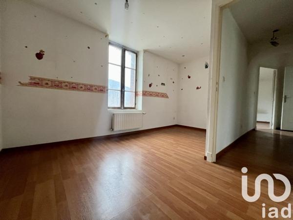 House for sale 4 rooms 87 m² Vizille