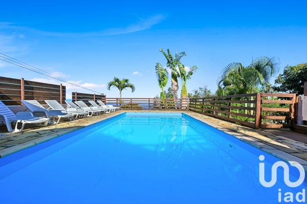 Maison à vendre 9 pièces 215 m² Saint-Leu