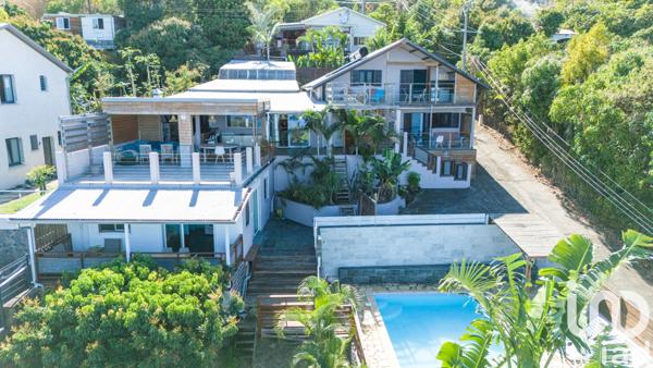 Maison à vendre 9 pièces 215 m² Saint-Leu