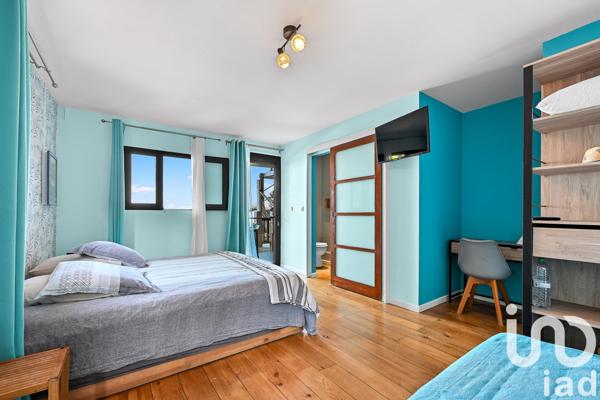 Maison à vendre 9 pièces 215 m² Saint-Leu