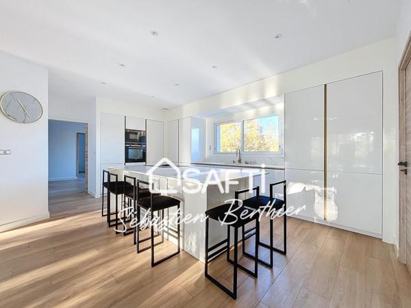 VILLA CONTEMPORAINE DE 2022 – 180 m² – CALME ET CONVIVIALITÉ À 25 MINUTES DE TOULOUSE