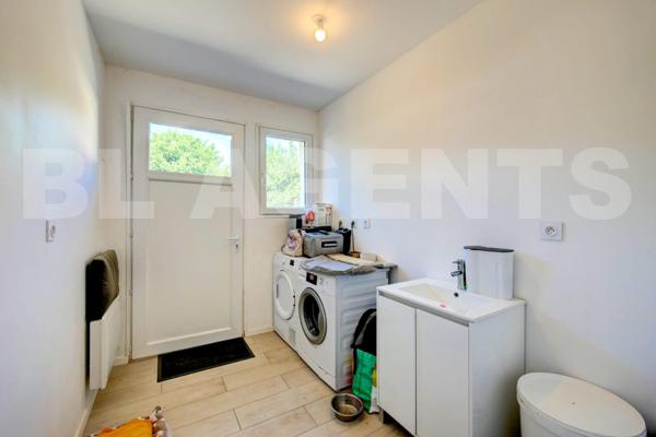 Ferrières-en-Gâtinais – Maison de plain-pied 117 m² – 4 chambres + suite parentale – Terrain clos 72