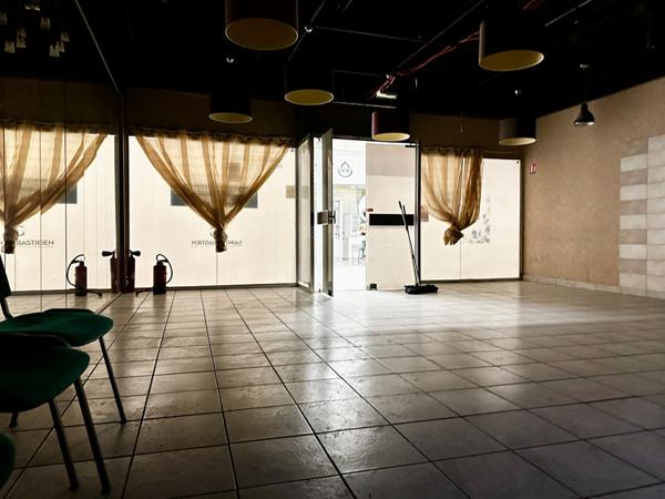 NANCY - Hyper centre - Local commercial Nancy 80 m2