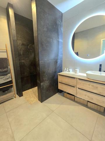 Marseille (13012) Maison refaite à neuve plus studio Beaumont