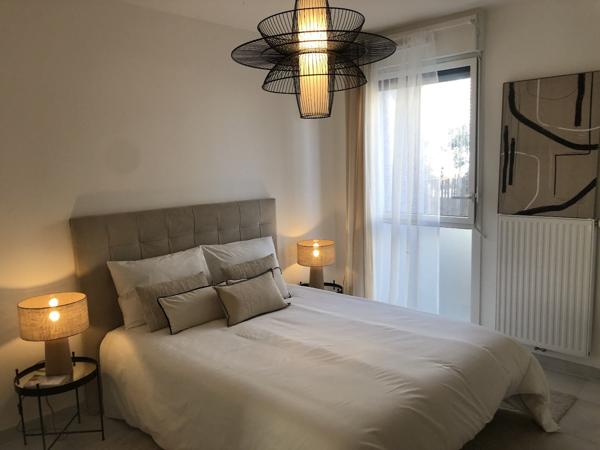 Appartement à HYERES (83400)