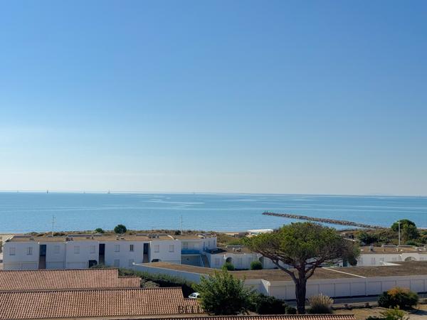 Le Grau-du-Roi (30240) Appartement 3 pièces de 59m² avec vue mer et garage