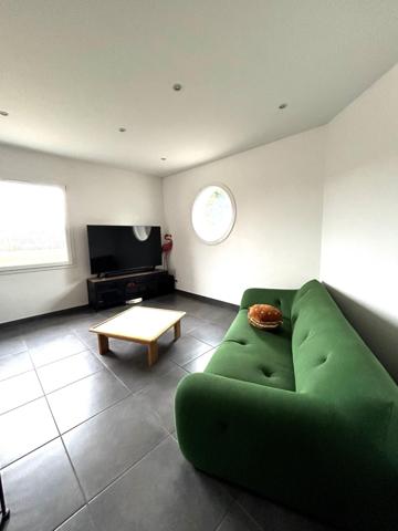 Maison aux volumes généreux offrant un cadre de vie idéal