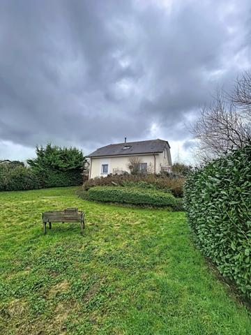 Maison aux volumes généreux offrant un cadre de vie idéal