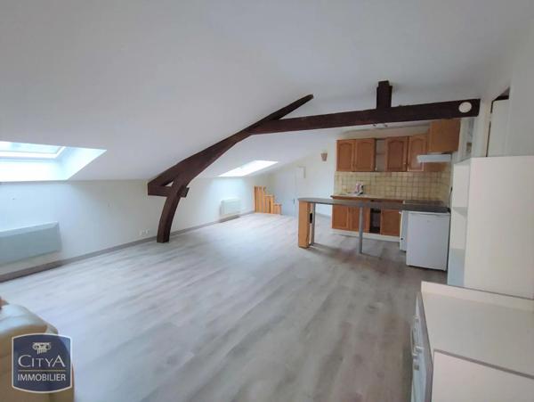 Appartement à louer 3 pièces 39.3m² Saint-Léonard-de-Noblat (87400)