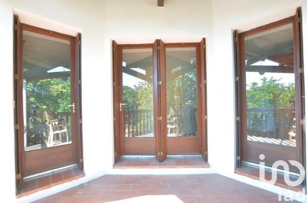 Maison à vendre 4 pièces 100 m² Arles