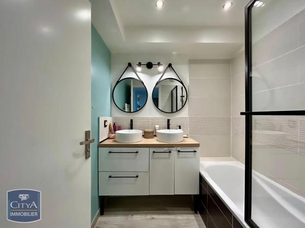 Appartement à vendre 4 pièces 80.02m²