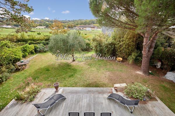 Maison à DEAUVILLE, 14800 - 6 pièces 300m²