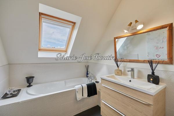 Maison à DEAUVILLE, 14800 - 6 pièces 300m²