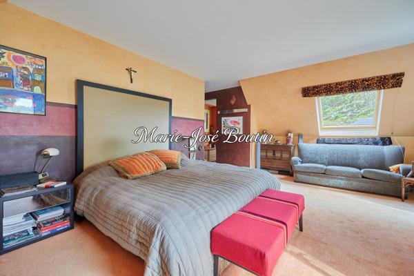 Maison à DEAUVILLE, 14800 - 6 pièces 300m²