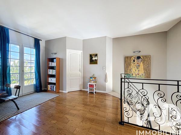 Maison à vendre 6 pièces 168 m² Saint-Fuscien