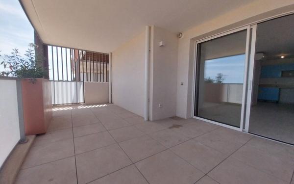 Appartement à louer    2 pièces •  Vias