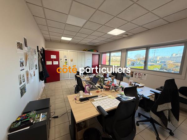 Location Local d'activité270 m² - SAINT POL SUR TERNOISE (62130)