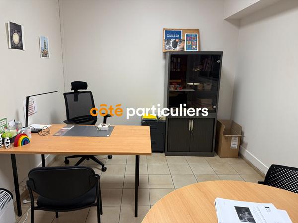 Location Local d'activité270 m² - SAINT POL SUR TERNOISE (62130)