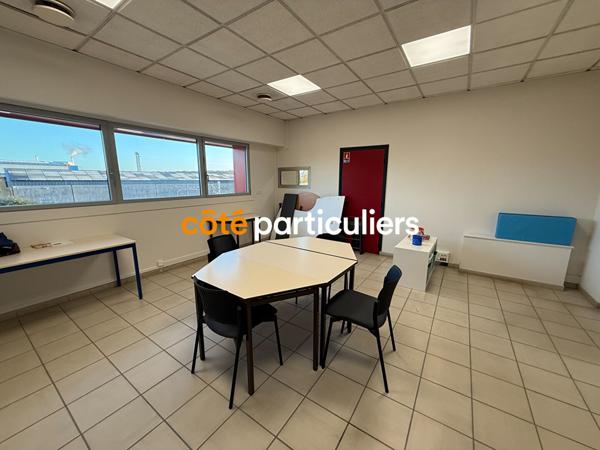 Location Local d'activité270 m² - SAINT POL SUR TERNOISE (62130)