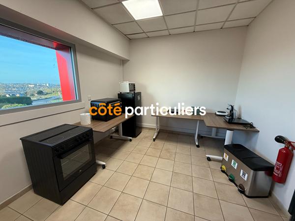 Location Local d'activité270 m² - SAINT POL SUR TERNOISE (62130)