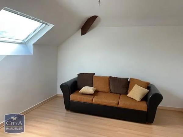 Appartement à louer 3 pièces 63.63m² Saumur (49400)