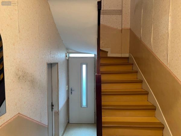 Maison de ville à vendre à Issoudun dans l'Indre (36100), ref : JA/790