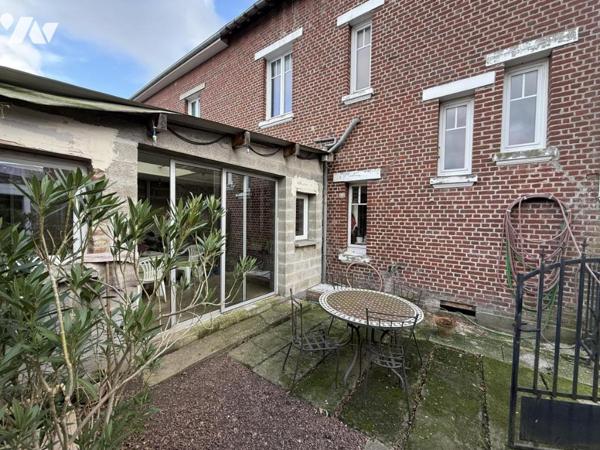 EXCLUSIVITE, Maison semi avec garage et jardin