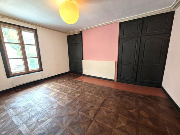 AMBOISE HYPER-CENTRE - Au pied du Château, VUE CHÂTEAU - Maison de caractère 134m²