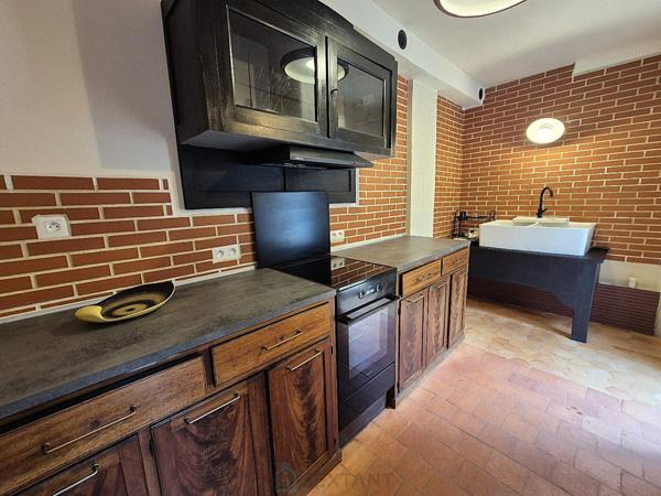 AMBOISE HYPER-CENTRE - Au pied du Château, VUE CHÂTEAU - Maison de caractère 134m²
